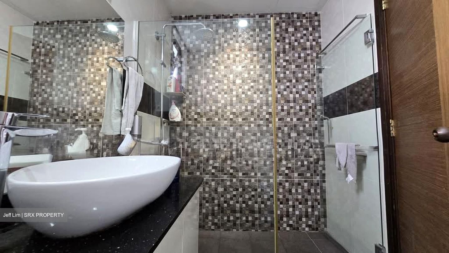 Regent Heights (D23), Condominium #579726831